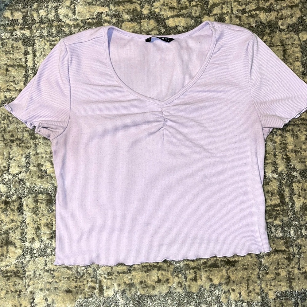 SHEIN V-neck Lettuce Trim Rib-knit Tee